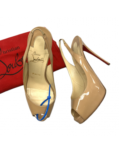 Sandals Luxury Designer By Christian Louboutin In Tan, Size: 9 offre 