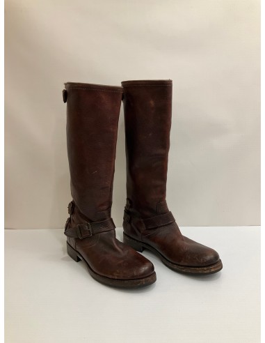 Boots Designer By Frye In Brown, Size: 8.5 hantent personnes